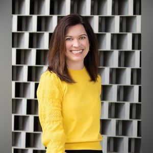 Meet your Posher, Alyson